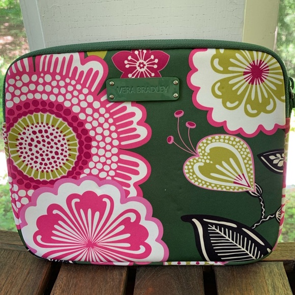 Vera Bradley technology case - Picture 1 of 2